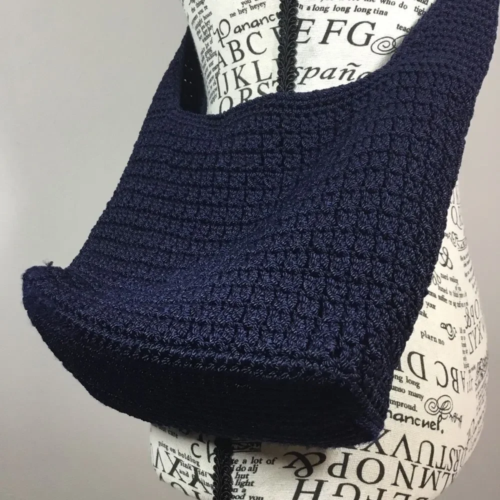 MA-DE Navy blue crochet bag shoulder or crossbody inner pocket crochet strap